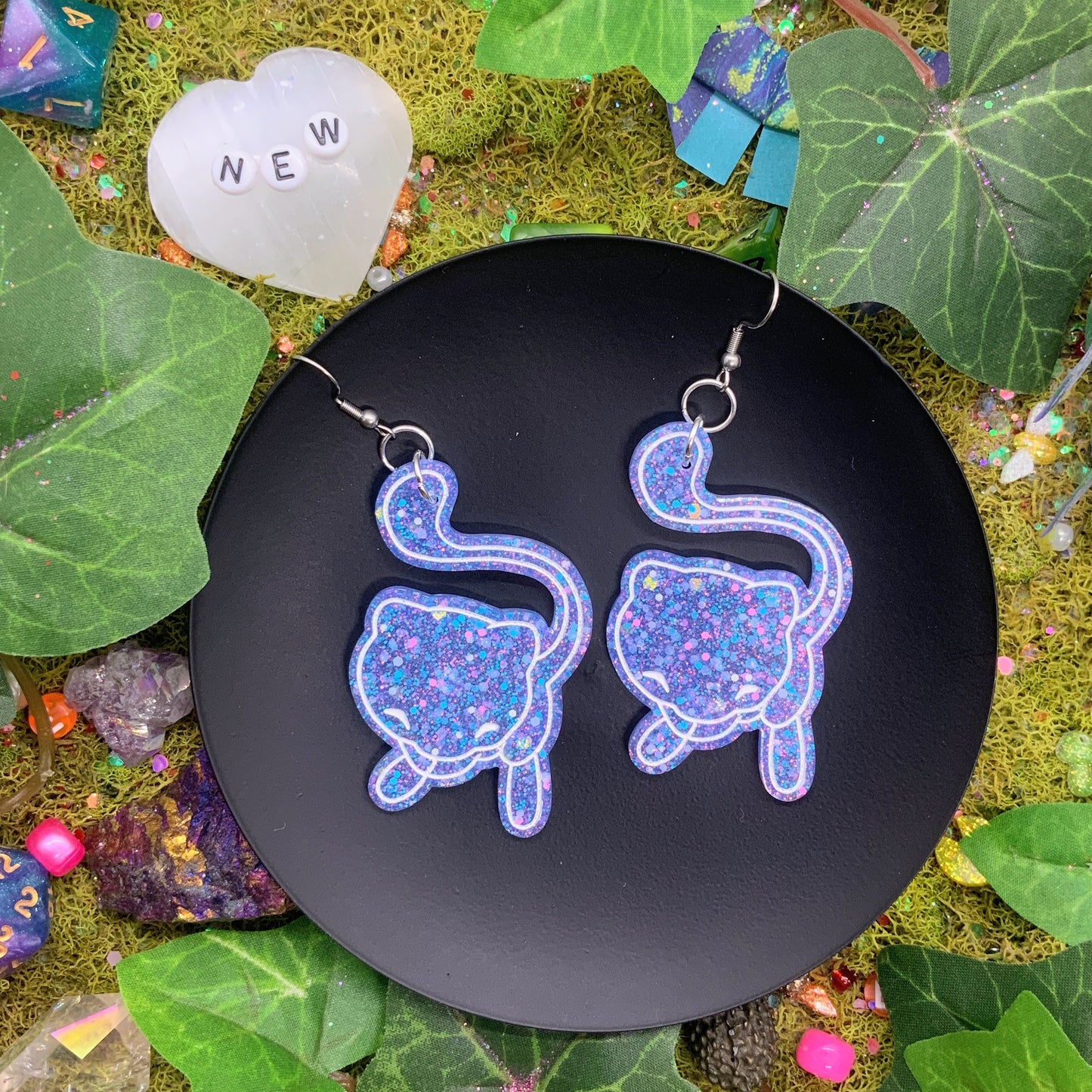mew ‘n two